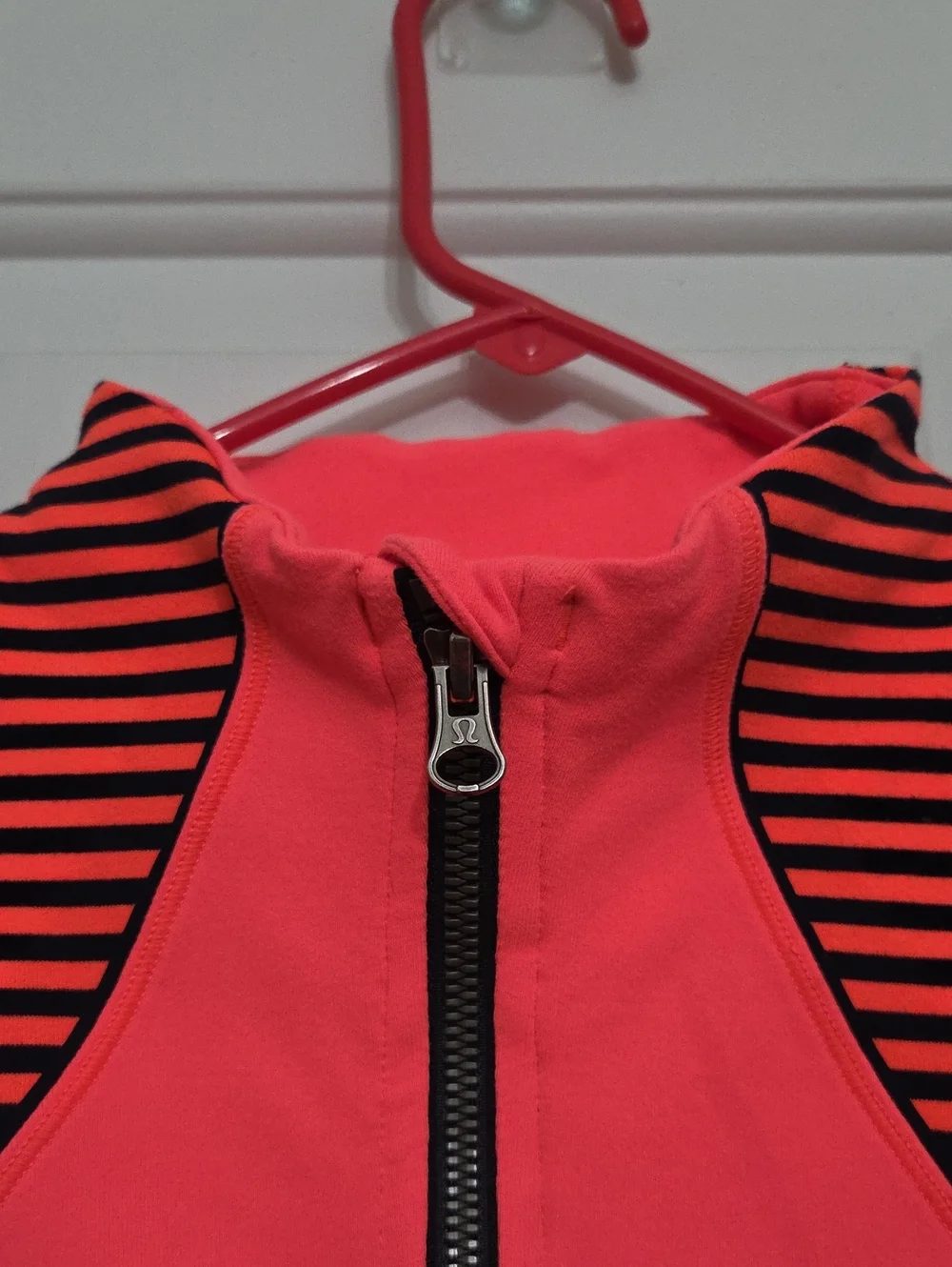 Lululemon Forme 'Flare Inkwell Stripe' Luon Jacket Women's/ 10